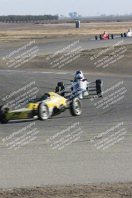 media/Nov-05-2023-CalClub SCCA (Sun) [[4ca13f3dad]]/Group 5/Offramp (Race)/